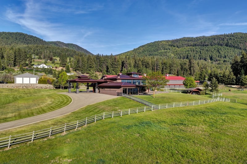 Luxury estate at 6487 Dixon Dam Road, North Okanagan, BC — photo 35