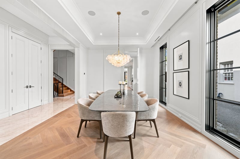 Luxury estate at 204 Forest Hill Road, Toronto, ON — photo 7