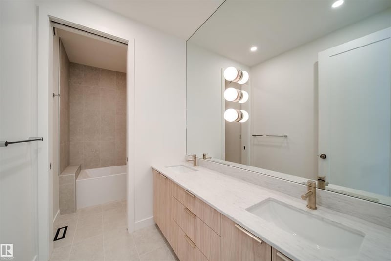 Luxury estate at 6090 Crawford Dr SW, Edmonton, AB — photo 30