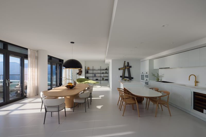 Luxury estate at 1033 Nelson Street, Vancouver, BC — photo 8