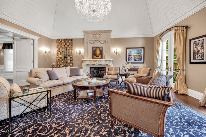Luxury estate at 113 Maple Grove Drive, Oakville, ON — photo 5