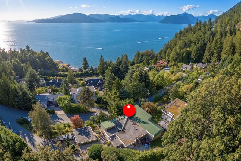Luxury estate at 115 Isleview Place, Lions Bay, BC — photo 19