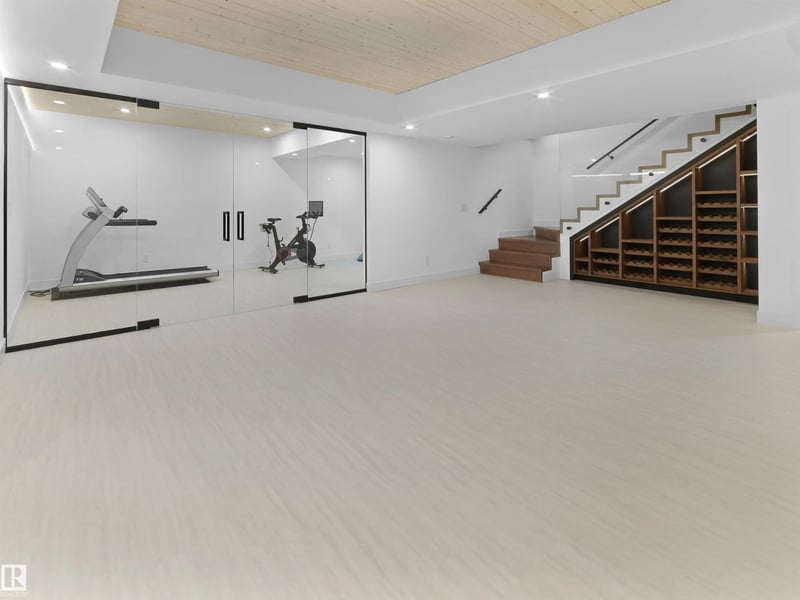 Luxury estate at 8915 Strathearn Drive NW, Edmonton, AB — photo 54