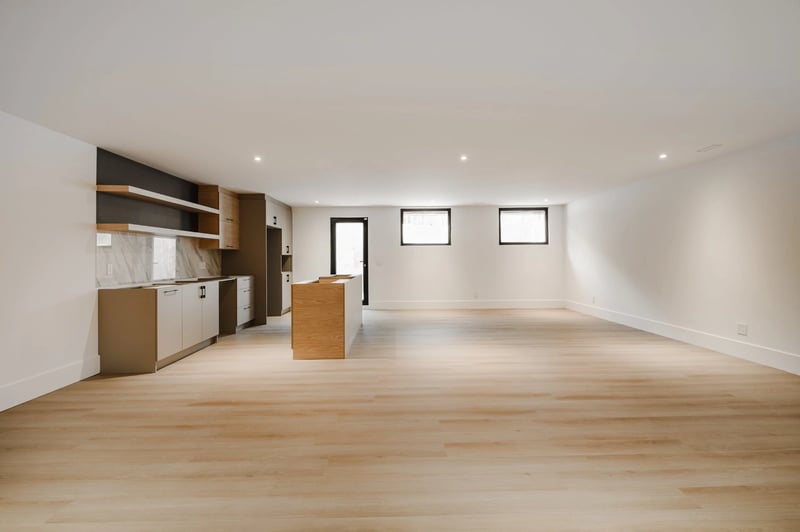 Luxury estate at 2040 Rue du Sommet Trinité, Saint-Bruno-de-Montarville, QC — photo 16