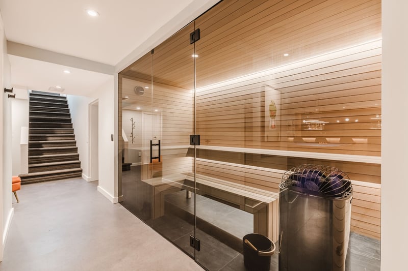 Luxury estate at 2021 Rue des Saules, St-Bruno-de-Montarville, QC — photo 25