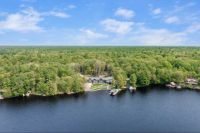 Luxury estate at 2896 Maclean Lake North Shore Road, Coldwater — photo 16