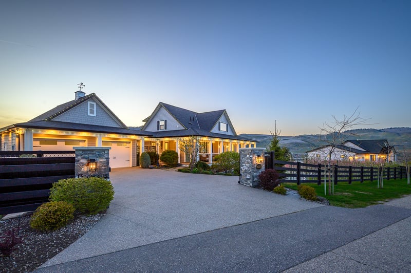 Luxury estate at 8000 Bench Row Road, Vernon, BC — photo 22