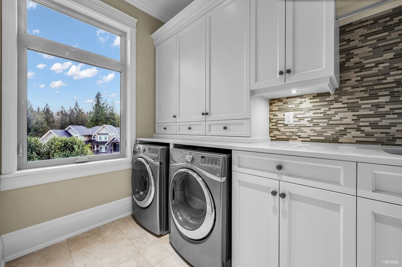 Luxury estate at 12055 265A Street, Maple Ridge, BC — photo 32
