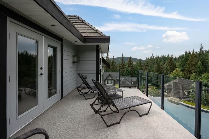 Luxury estate at 136 Deerview Lane, Anmore, BC — photo 17