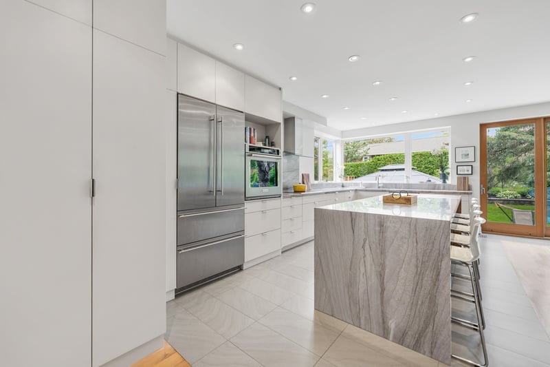 Luxury estate at 8 Firwood Crescent, Toronto, ON — photo 12