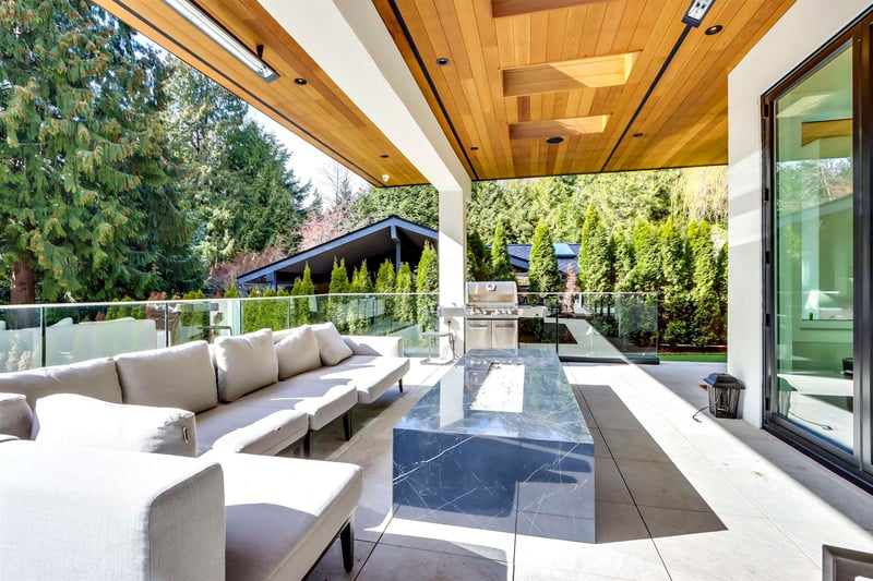 Luxury estate at 4391 Rockridge Road, West Vancouver, BC — photo 2