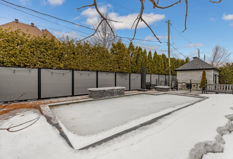 Luxury estate at 220 Jeanne-Servignan, Carignan, QC — photo 35