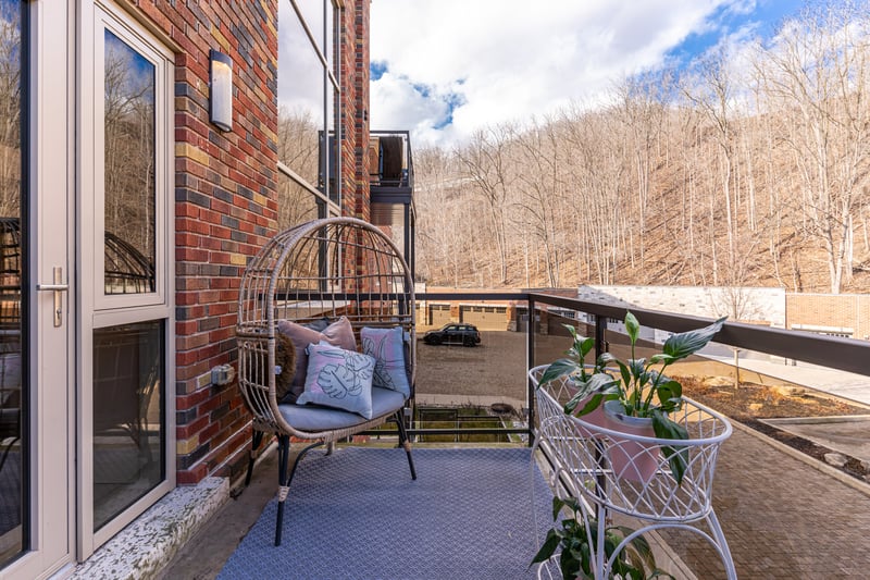 Luxury estate at 397 King Street West unit 215, Dundas, ON — photo 40