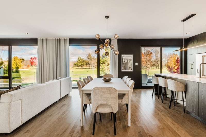Luxury estate at 220 Rue Brunelle, Sainte-Julie, QC — photo 7