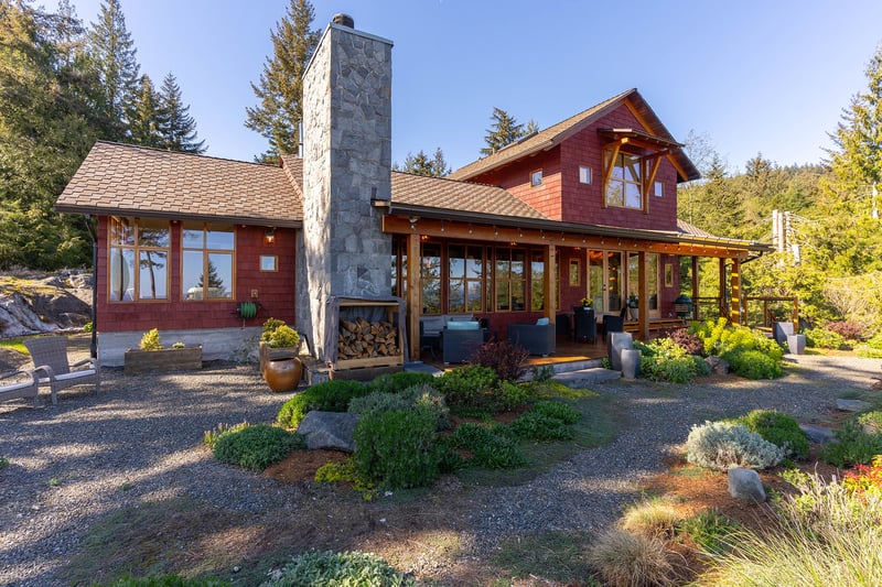 Luxury estate at 1004 Cowan Point Drive, Bowen Island, BC — photo 4