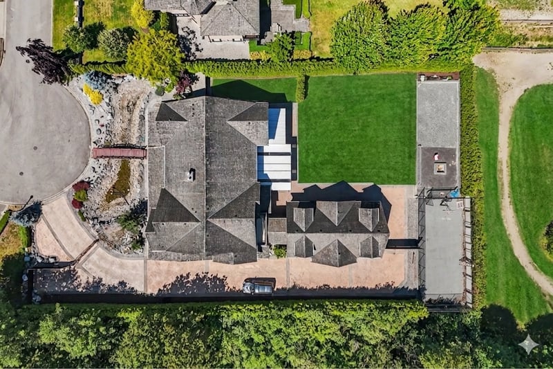 Luxury estate at 3228 164A Street, Surrey, BC — photo 40