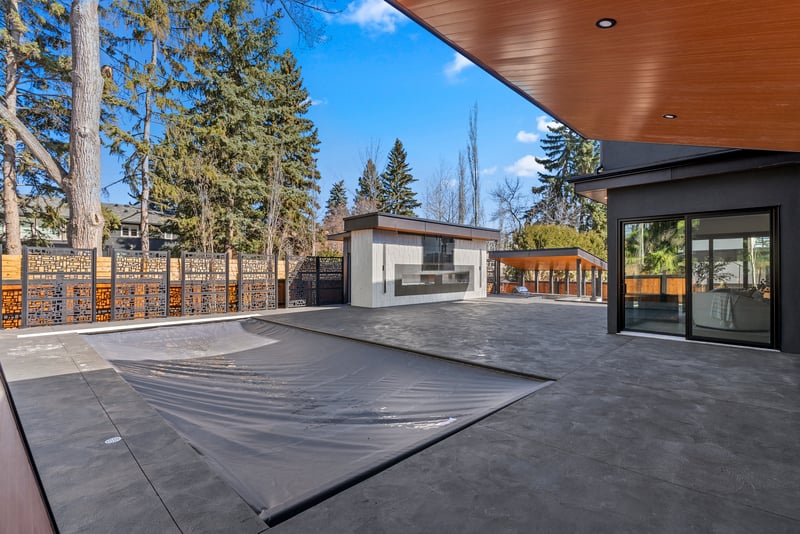 Luxury estate at 1016 Beverley Boulevard Southwest, Calgary, AB — photo 22