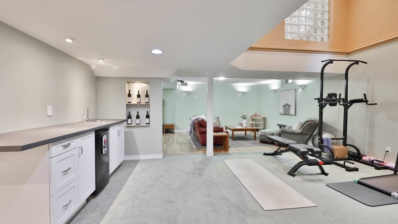 Luxury estate at 5570 McFarren Boulevard, Mississauga, ON — photo 22