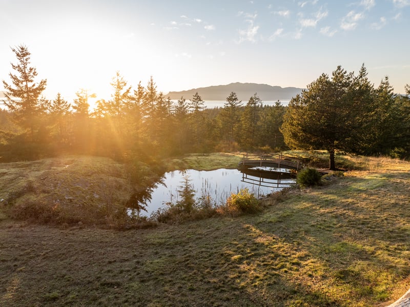 Luxury estate at 10339 Sunshine Coast Highway, Halfmoon Bay, BC — photo 8