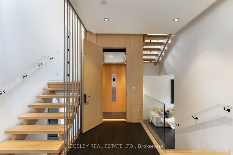 Luxury estate at 47 De Vere Gardens, North York, ON — photo 8