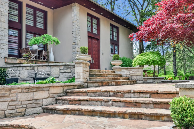 Luxury estate at 1188 Birchview Drive, Mississauga, ON — photo 5