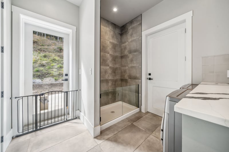 Luxury estate at 6707 Willis Point Rd, Victoria, BC — photo 44