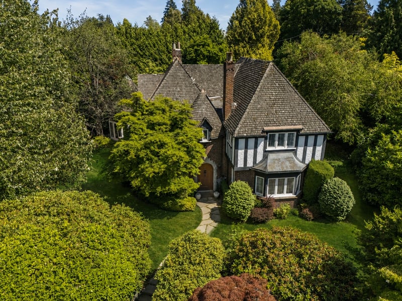 Luxury estate at 4576 Connaught Drive, Vancouver, BC — photo 26