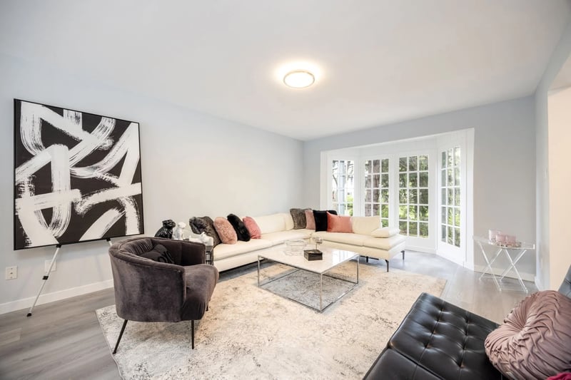 Luxury estate at 198 Romfield Circuit, Thornhill, ON — photo 11