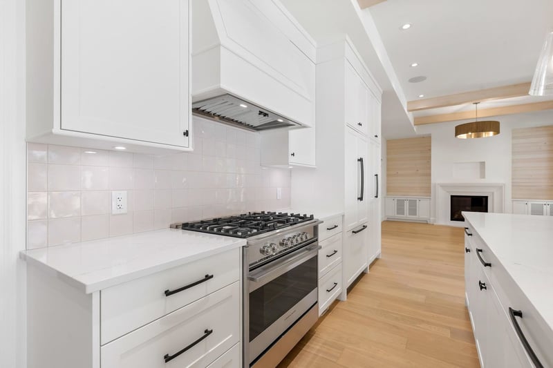 Luxury estate at 12641 15 Avenue, Surrey, BC — photo 13