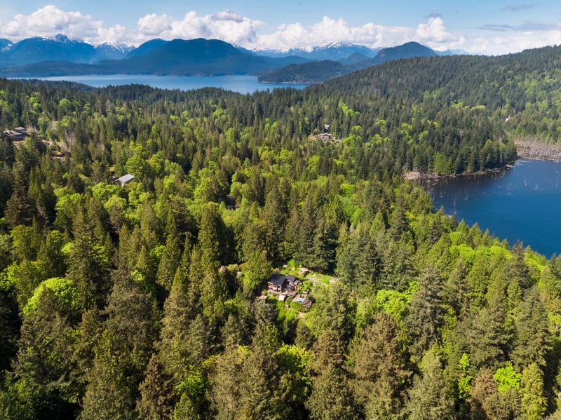 Luxury estate at 1273 Hikers Trail, Bowen Island — photo 15