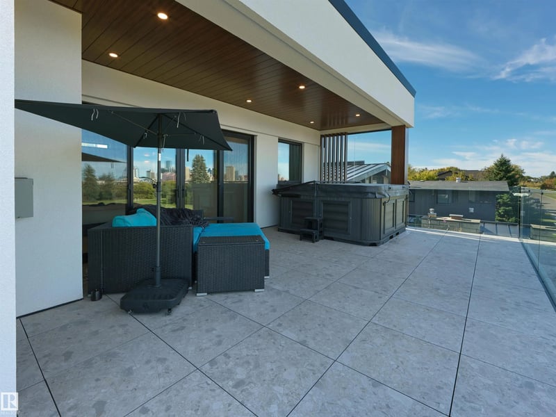 Luxury estate at 8915 Strathearn Drive NW, Edmonton, AB — photo 43