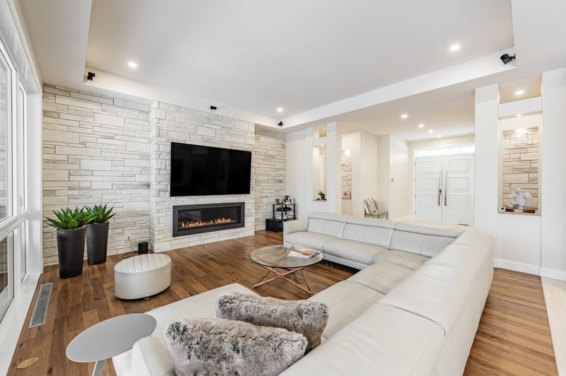 Luxury estate at 7375 Chemin de Saint-Jean, La Prairie, QC — photo 3