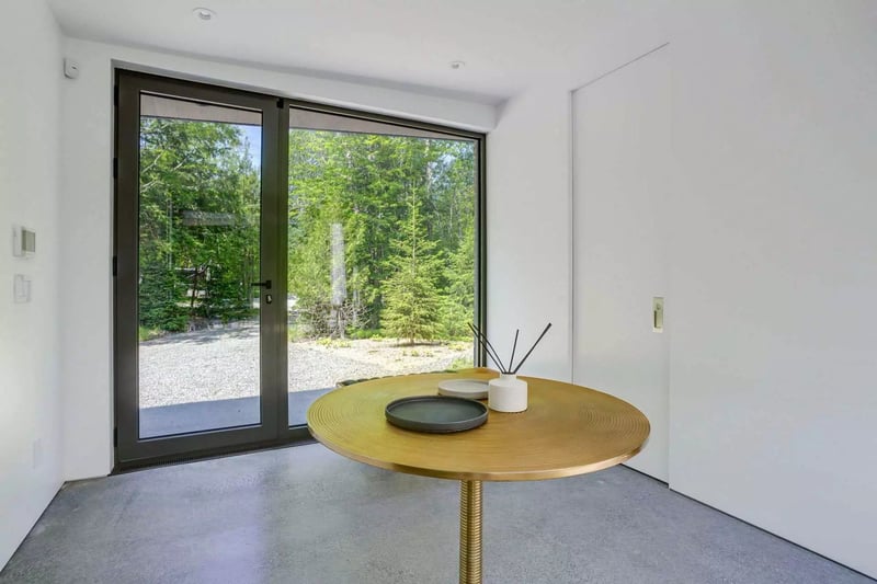 Luxury estate at 15 Chemin du Hibou, Eastman, QC — photo 18