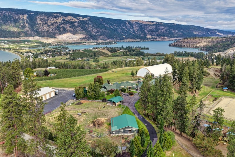 Luxury estate at 5350 Todd Road, Lake Country, BC — photo 3