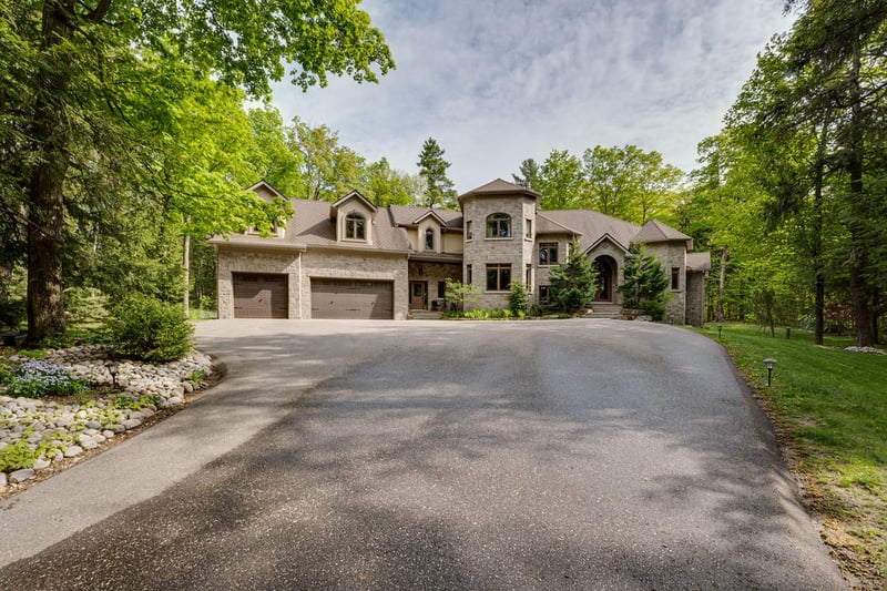 Luxury estate at 1105 Dalkab Crescent, Innisfil — photo 17