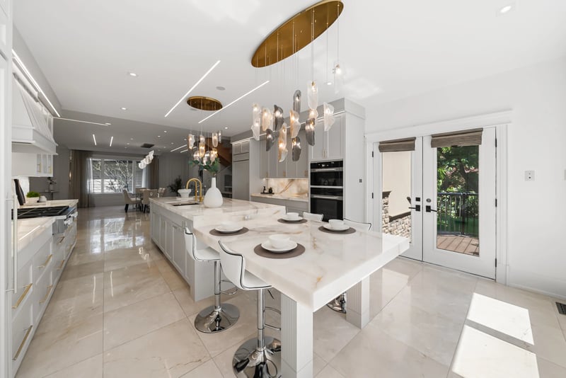 Luxury estate at 3168 Lakeshore Road West, Oakville, ON — photo 13