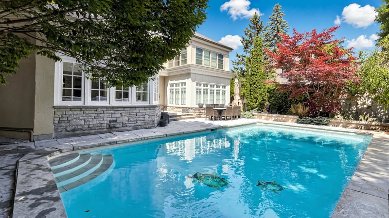 Luxury estate at 27 Strathgowan Crescent, Toronto, ON — photo 33
