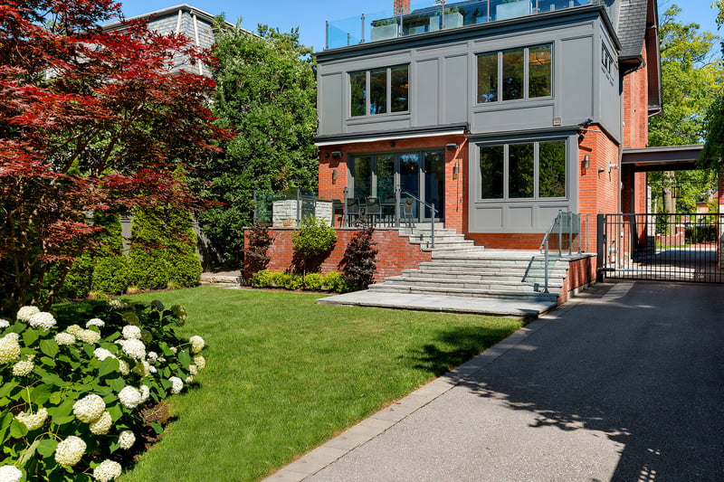Luxury estate at 3 Whitney Avenue, Toronto, ON — photo 38