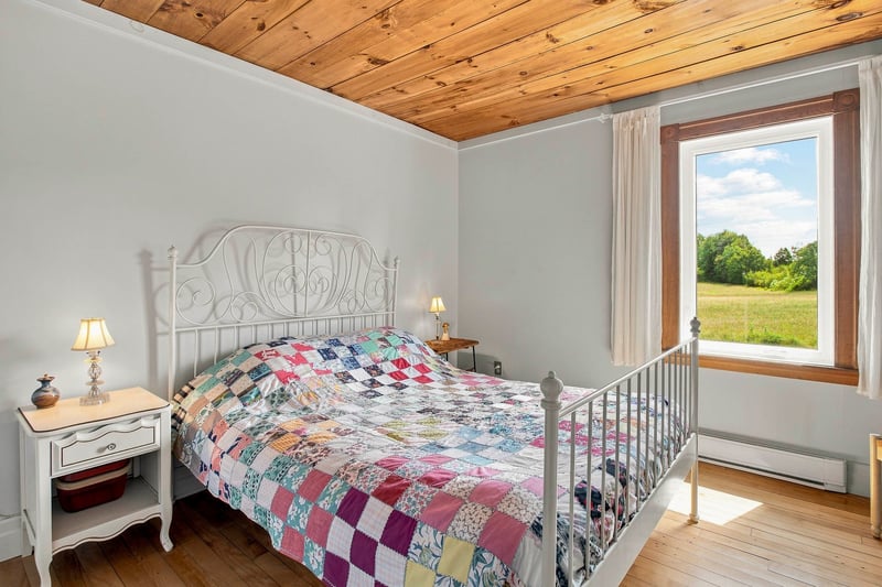 Luxury estate at 220 Route Mooney, Estrie, QC — photo 16