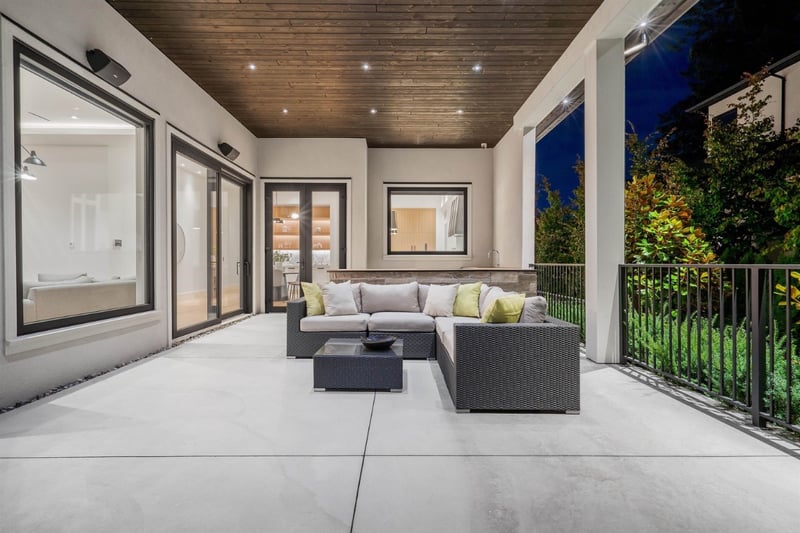 Luxury estate at 2565 141 Street, Surrey, BC — photo 25