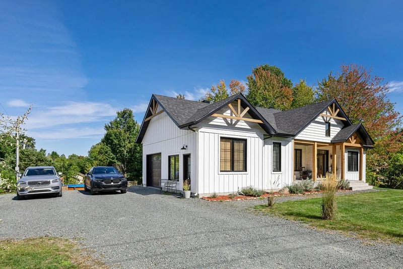 Luxury estate at 303 Rue Bergeron Est, Granby, QC — photo 24