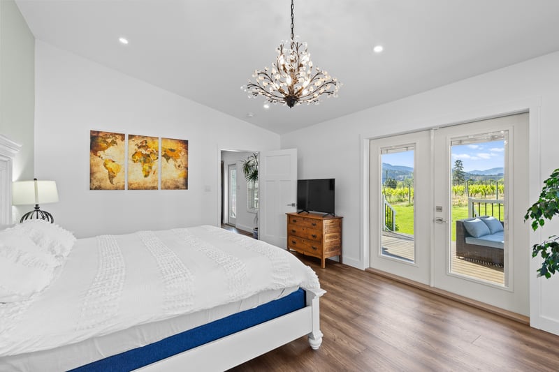 Luxury estate at 7207 Tucelnuit Drive, Oliver, BC — photo 30