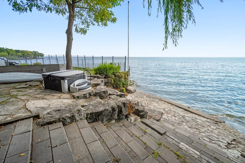 Luxury estate at 1 Lake Shore Drive, Toronto, ON — photo 44
