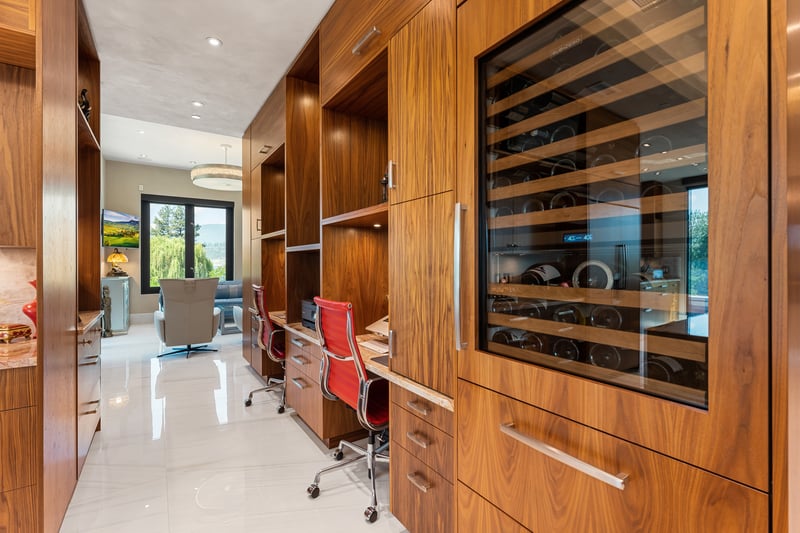 Luxury estate at 2245 Abbott Street, Kelowna, BC — photo 44