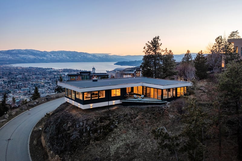 Luxury estate at 1190 Stoneypointe Court, Kelowna, BC — photo 2