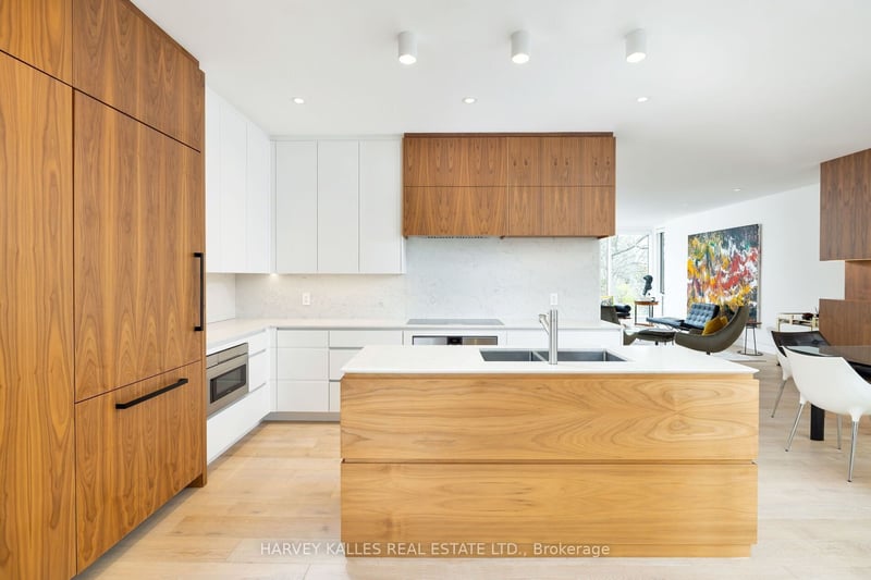 Luxury estate at 30 Edenbrook Hill, Etobicoke, ON — photo 9