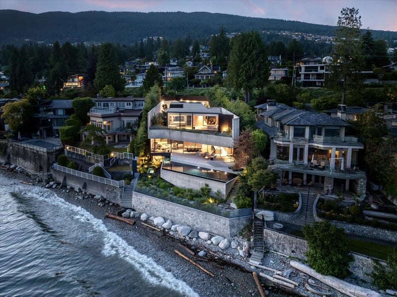 Luxury estate at Address upon request, West Vancouver, BC — photo 2