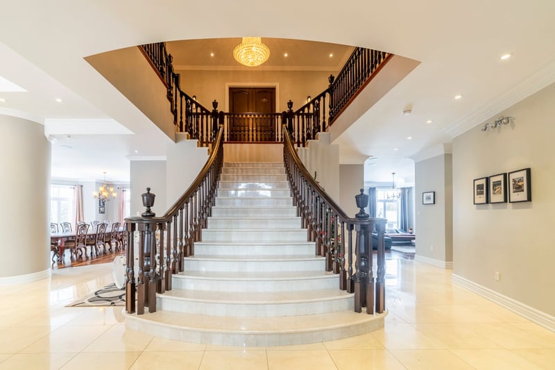 Luxury estate at 740 Rue des Châtaigniers, Boucherville, QC — photo 5