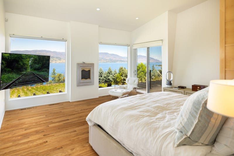 Luxury estate at 4840 Lakeshore Road, Kelowna, BC — photo 11