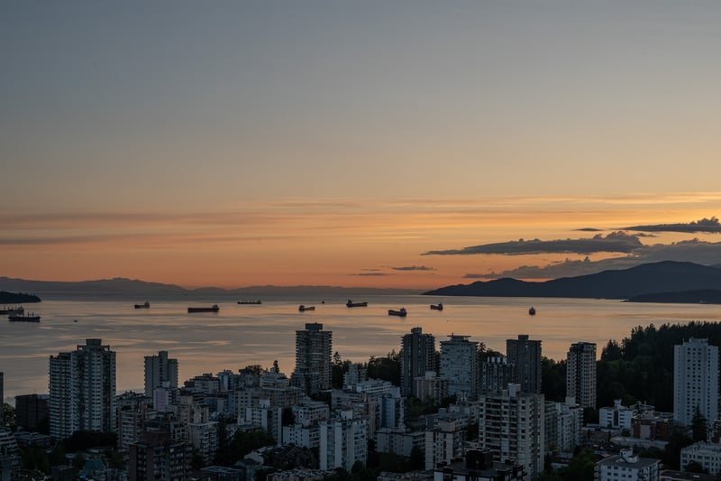 Luxury estate at 1568 Alberni Street #3703, Vancouver, BC — photo 11